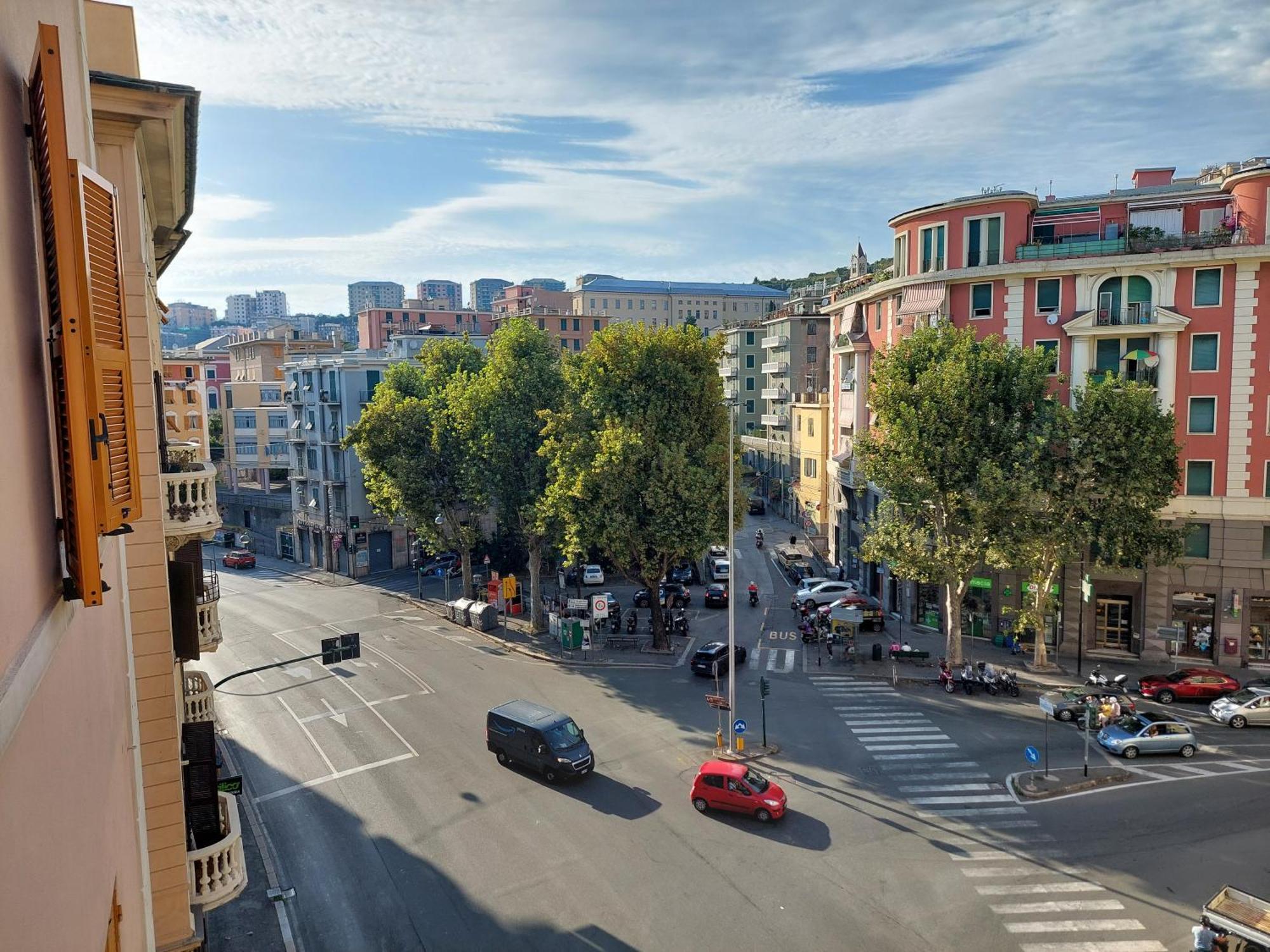 Casa Vittoria By Holiday World Genua Exteriör bild